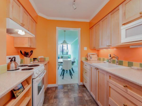 Heron's Nest-90 - Day Stay, Bright and Airy Suite with Study, steps away from Downtown Victoria by Victoria Prime!